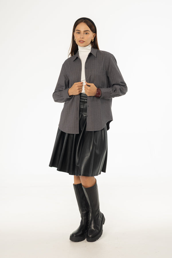 Black Pleated Faux Leather Midi Skirt with Glossy Finish and Structured A-Line Shape